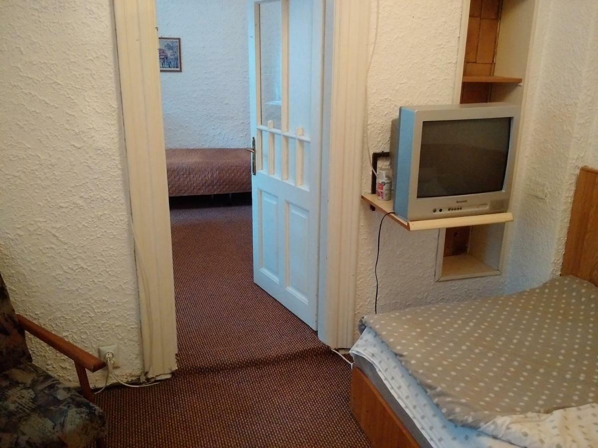 Expo Home Stay ブカレスト エクステリア 写真