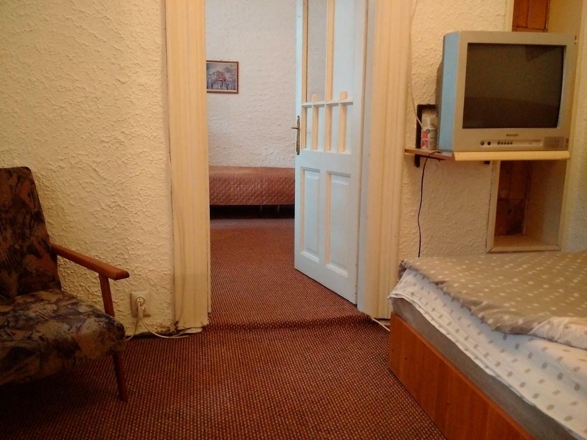 Expo Home Stay ブカレスト エクステリア 写真
